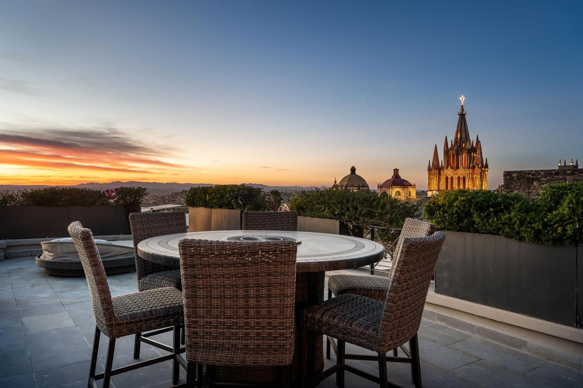 Le Cottage San Miguel De Allende, Modern Luxury In Centro With Pool & Jacuzzi Extérieur photo